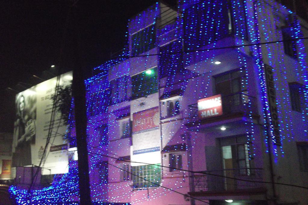 Megacity Inn โกลกาตา ภายนอก รูปภาพ