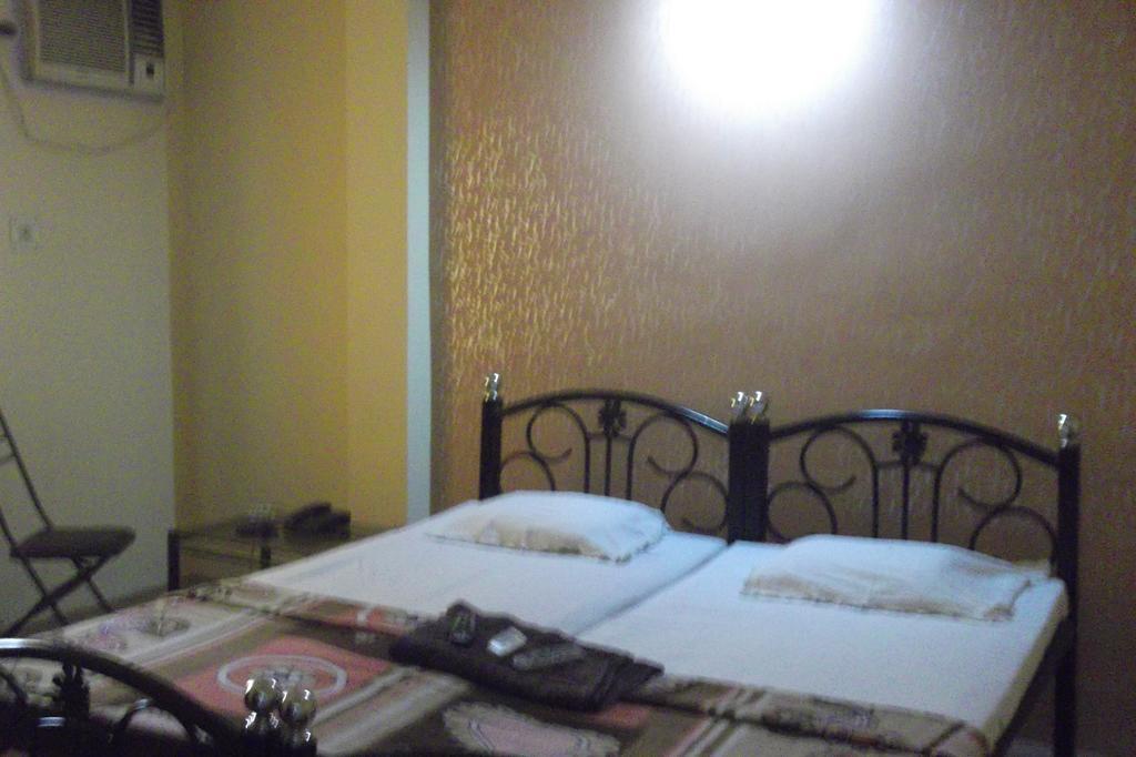 Megacity Inn โกลกาตา ภายนอก รูปภาพ